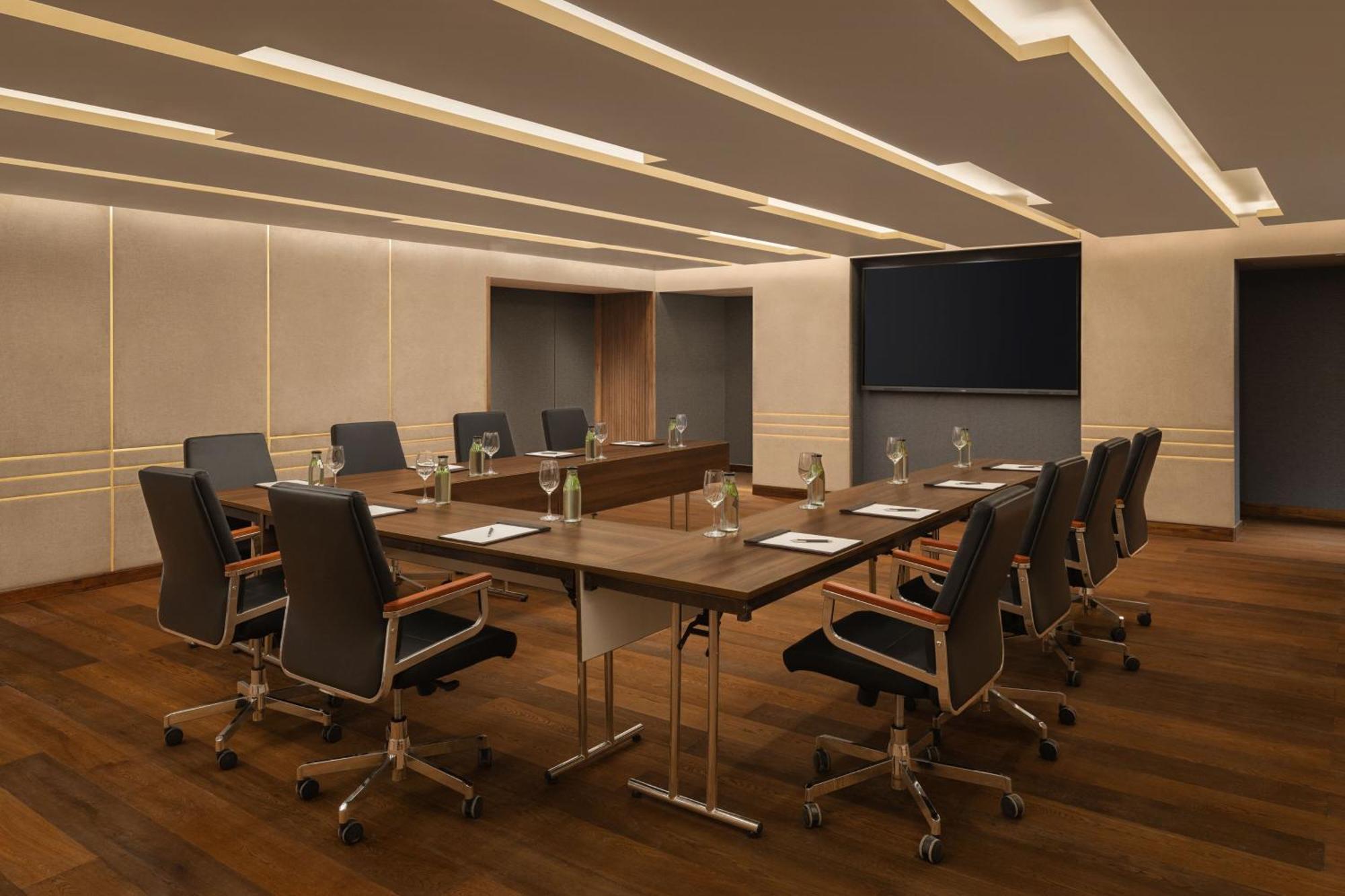 Courtyard By Marriott Tiruchirappalli Eksteriør billede