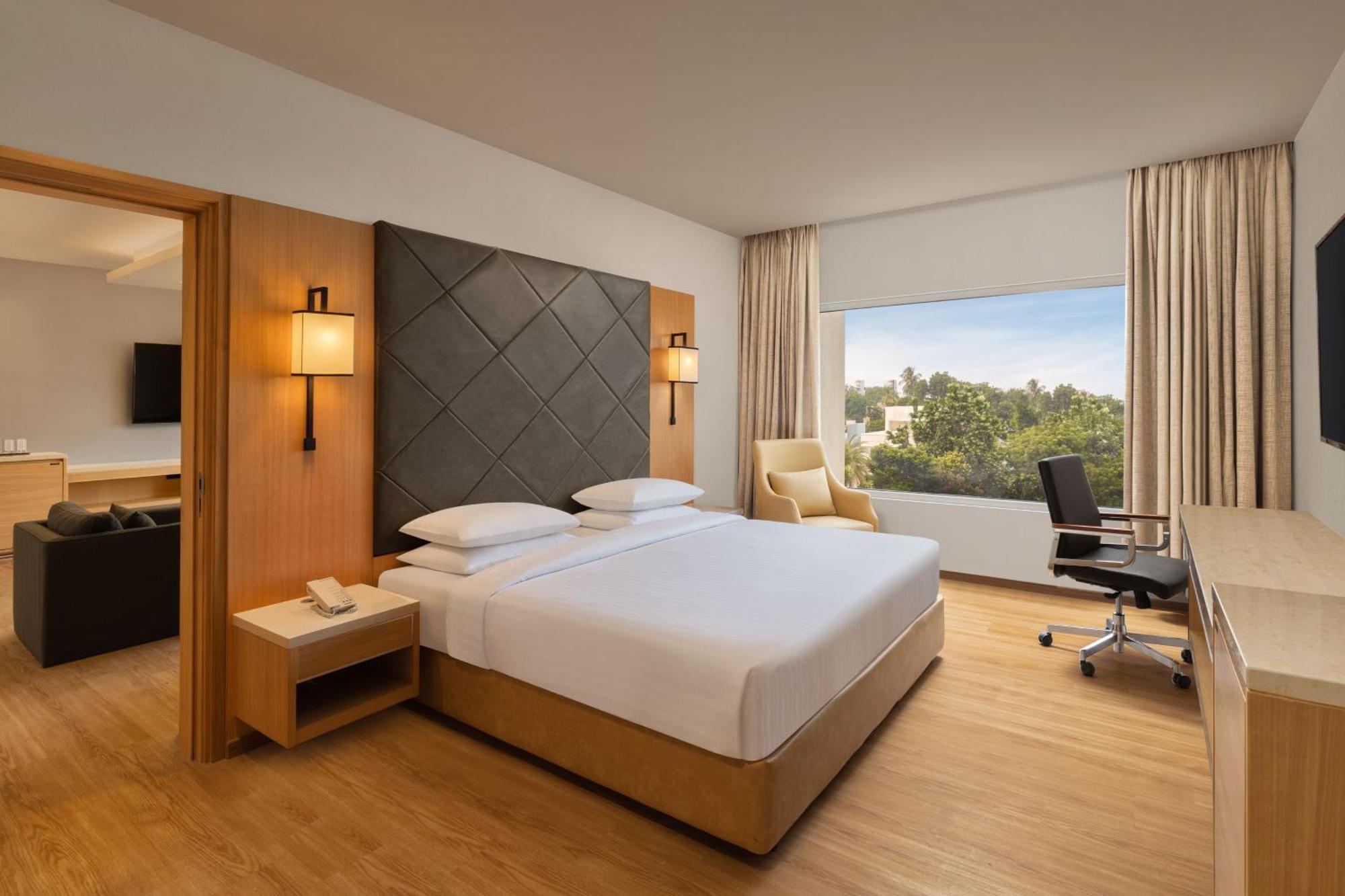 Courtyard By Marriott Tiruchirappalli Eksteriør billede